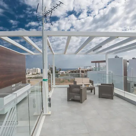 Villa Olive Bronze, Luxurious 2bdr With Pool, Close To Strip And